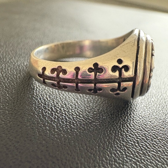Konstantino Ring - Picture 3 of 6